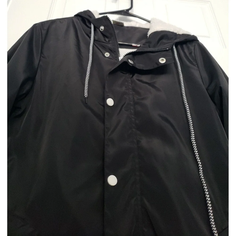 Wind Breaker with‎ Hood and Cotton & Linen Size Junior XL Black